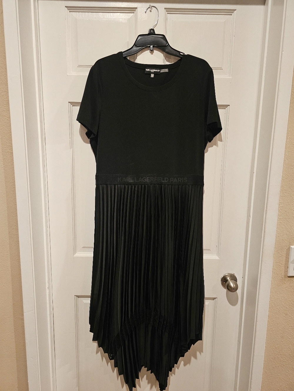 New Without Tags! Karl Lagerfeld Black Asymmetrical Pleated Hem Dress